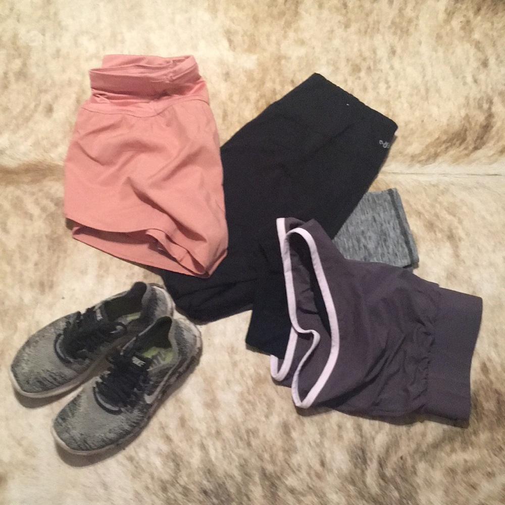 Workout bundle! Two pairs of shorts, leggings and Nike tennis shoes